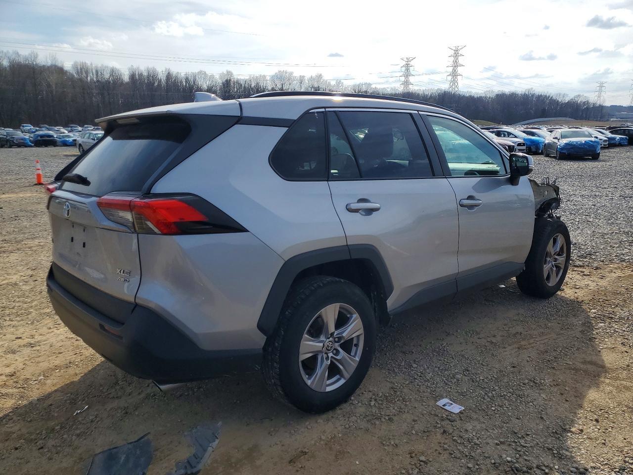 2022 Toyota Rav4 - Фото 3