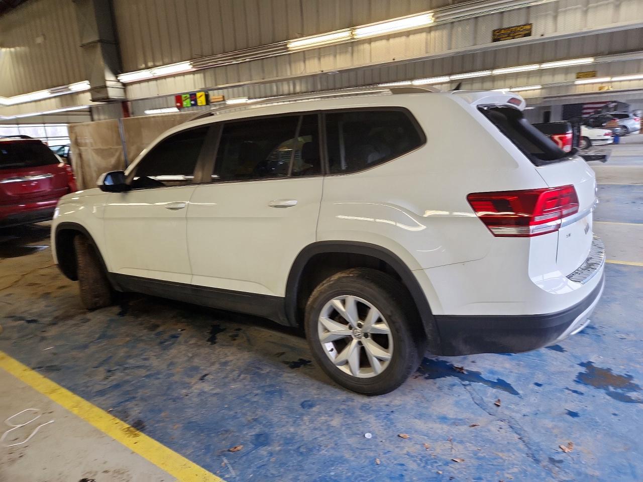 2019 Volkswagen Atlas Se - Фото 2