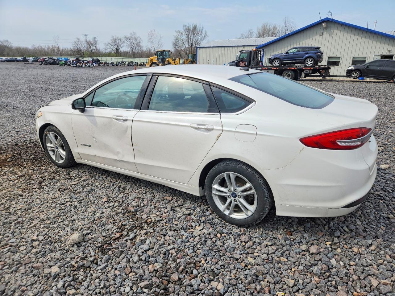 2018 Ford Fusion Se Hybrid - Image 2