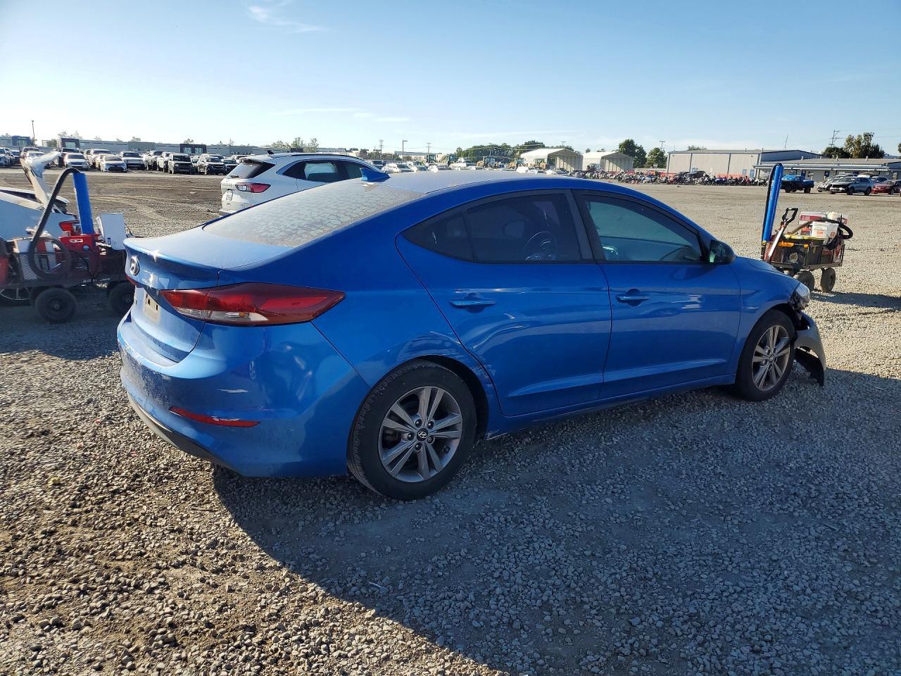 2018 Hyundai Elantra Sel - Фото 3