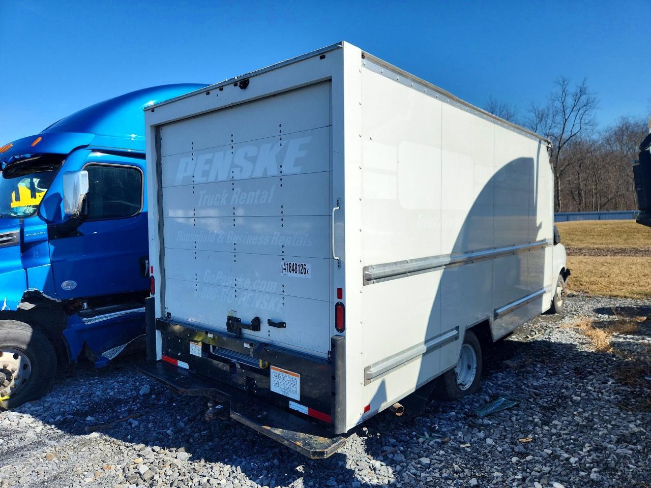 2022 GMC G3500 Box Truck *** Prior Fleet *** - Фото 3