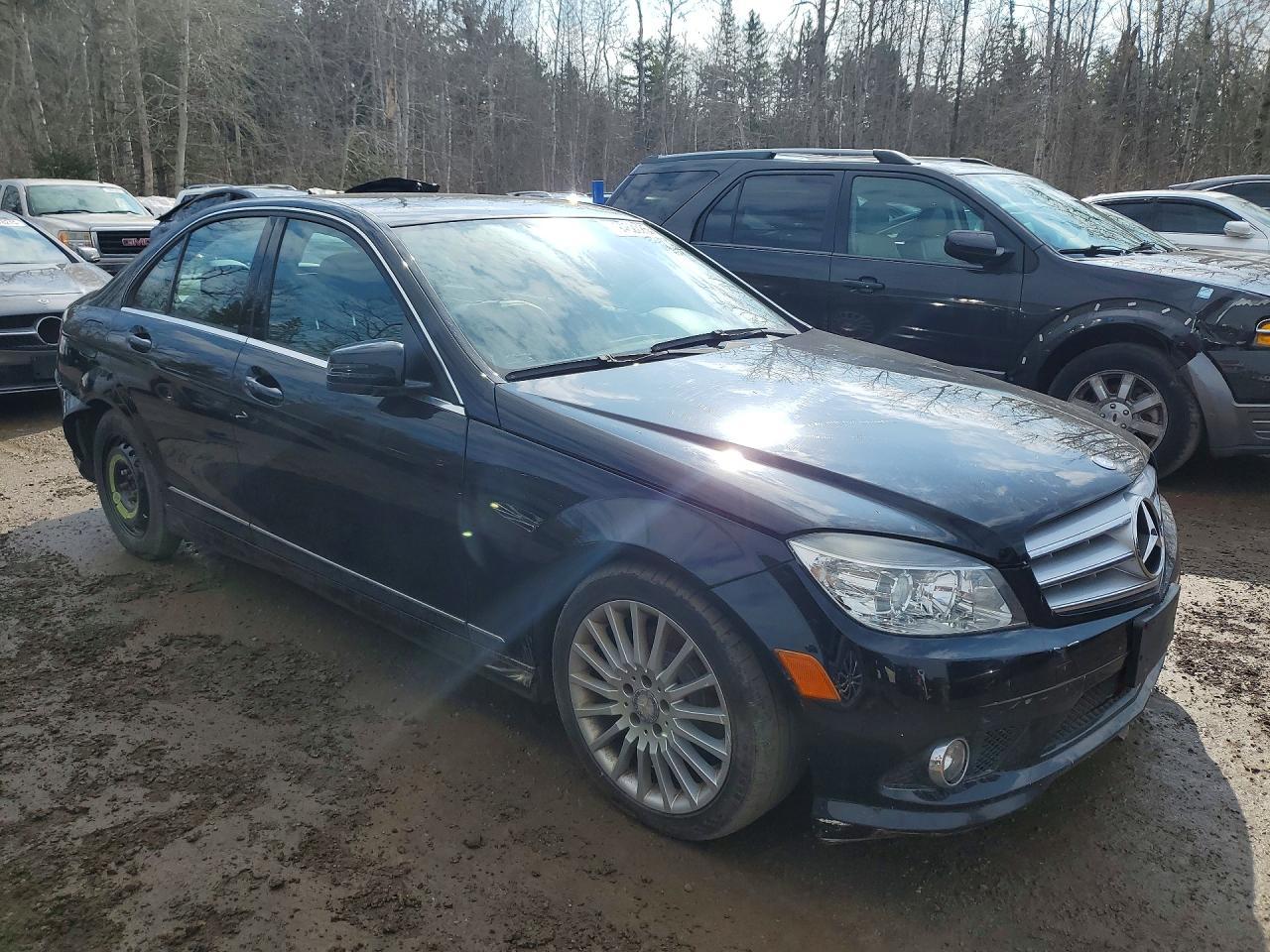2010 Mercedes Benz C 250 4Matic - Фото 4