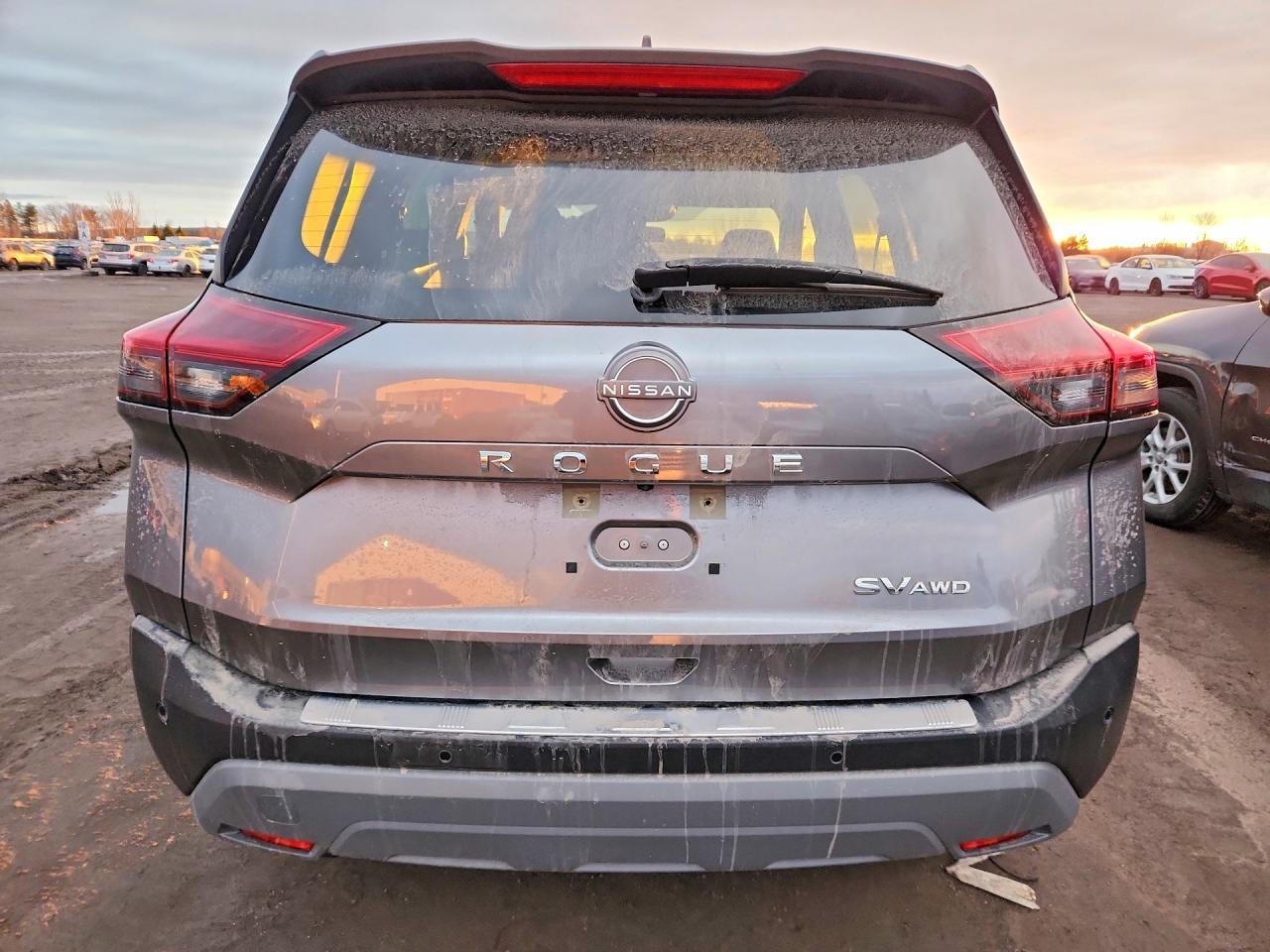 2023 Nissan Rogue Sv - Image 6