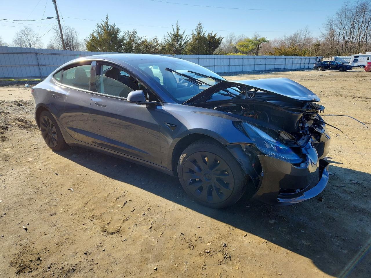 2023 Tesla Model 3 - Фото 4