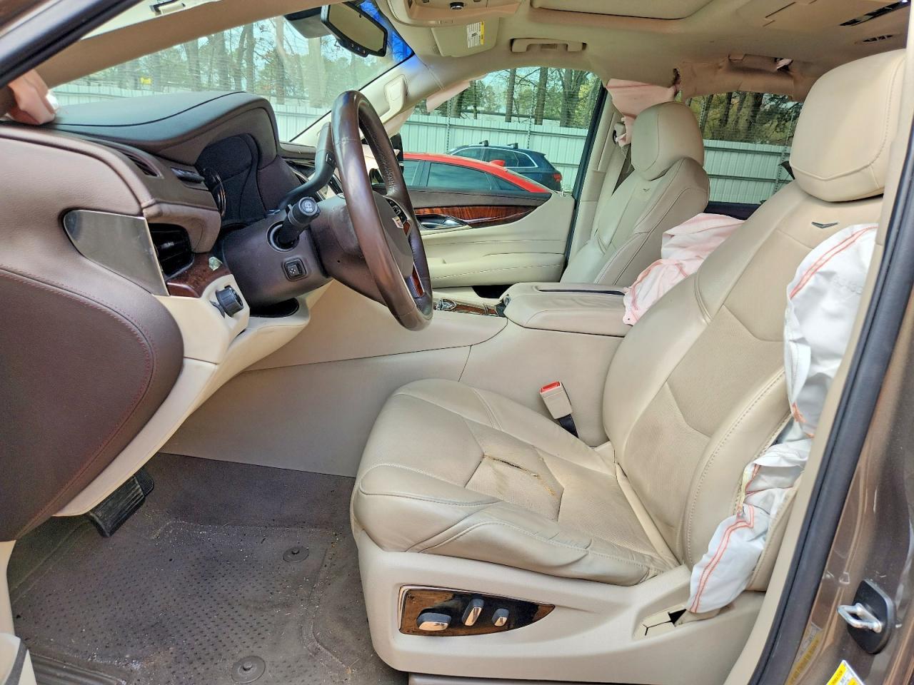 2016 Cadillac Escalade Premium - Image 7