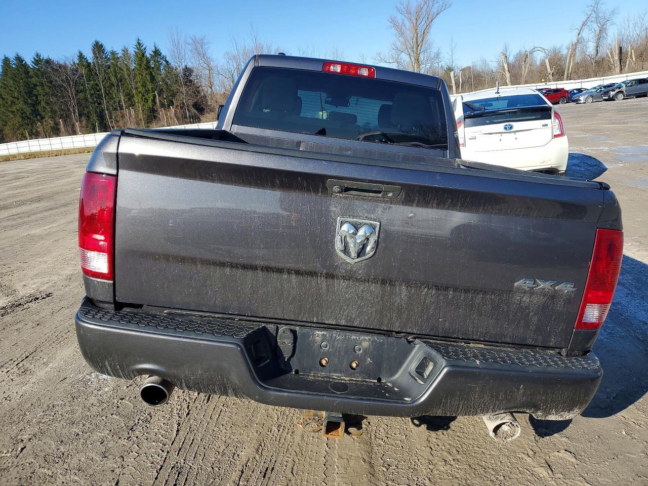 2016 Ram 1500 St - Фото 6
