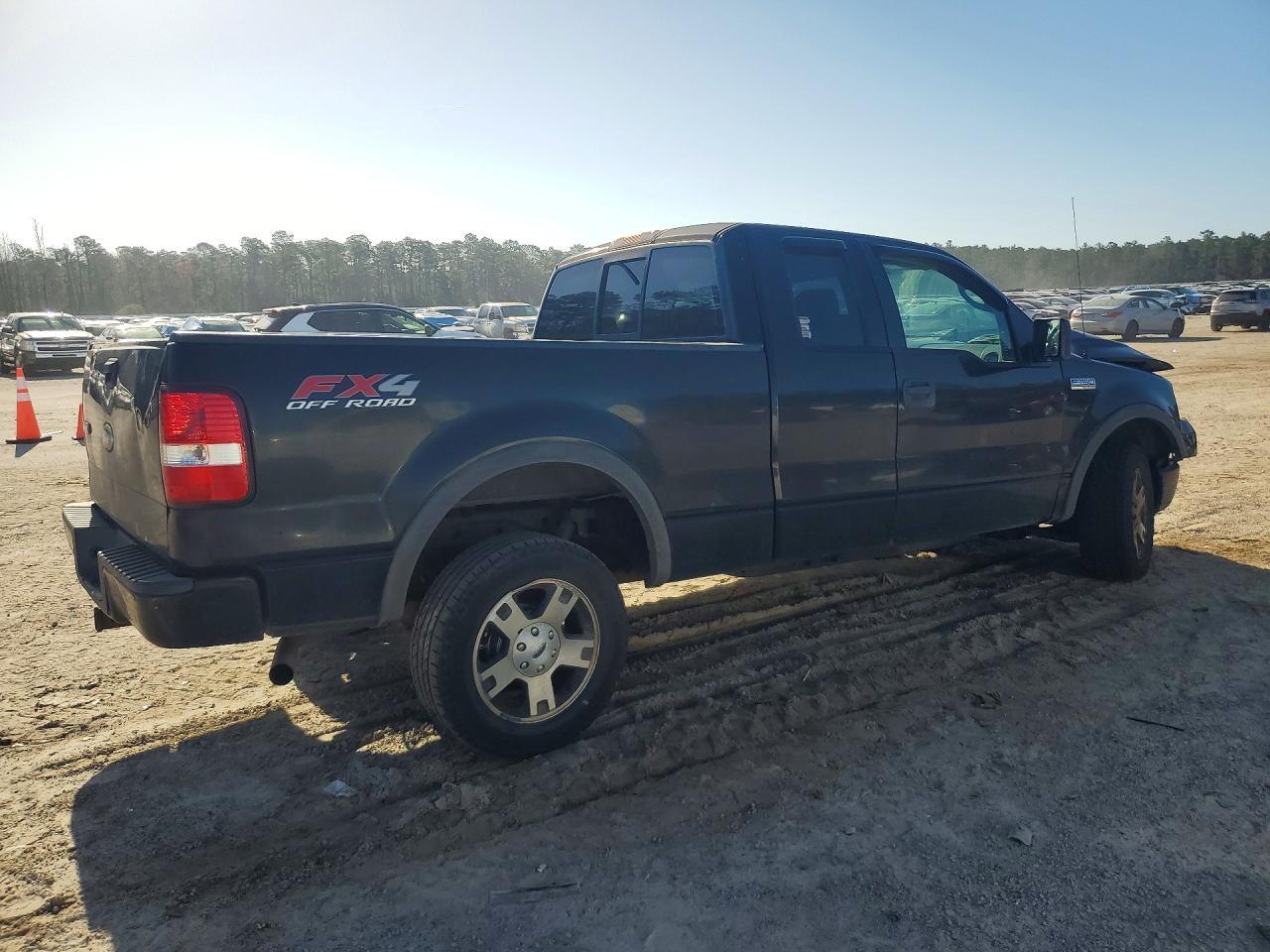 2004 Ford F150 - Фото 3