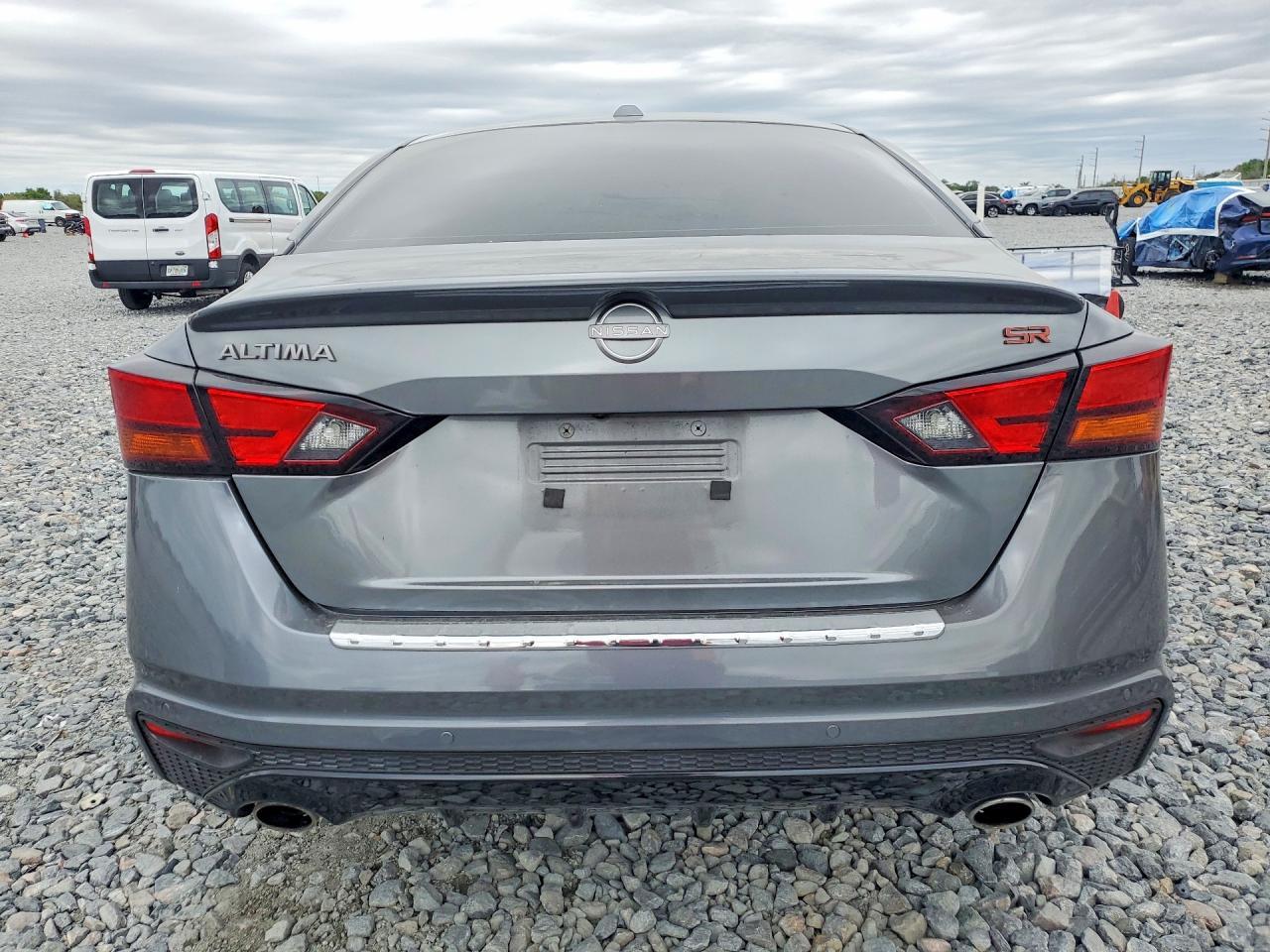2023 Nissan Altima 2.5 Sr - Image 6