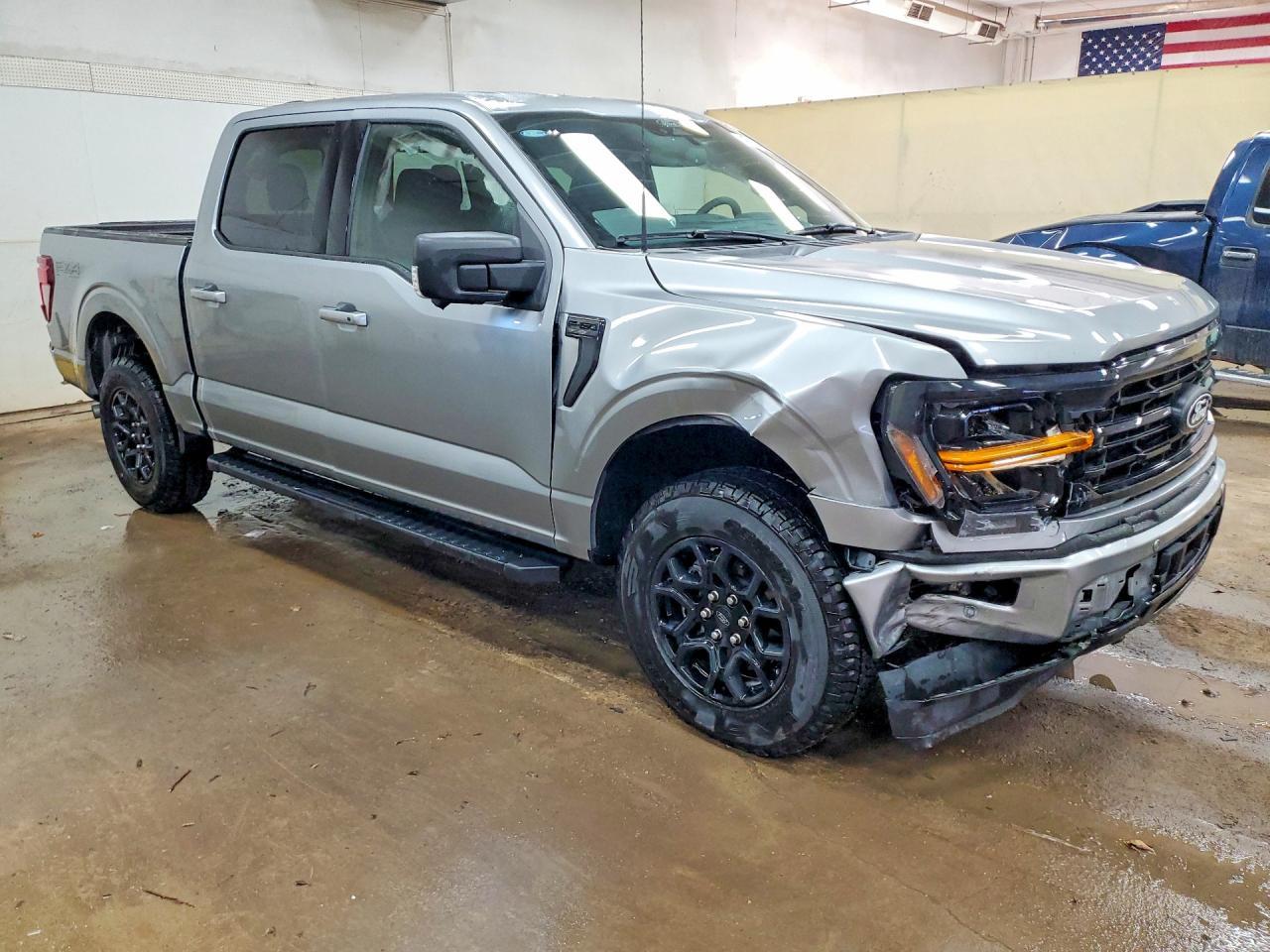 2025 Ford F150 Xlt - Фото 4