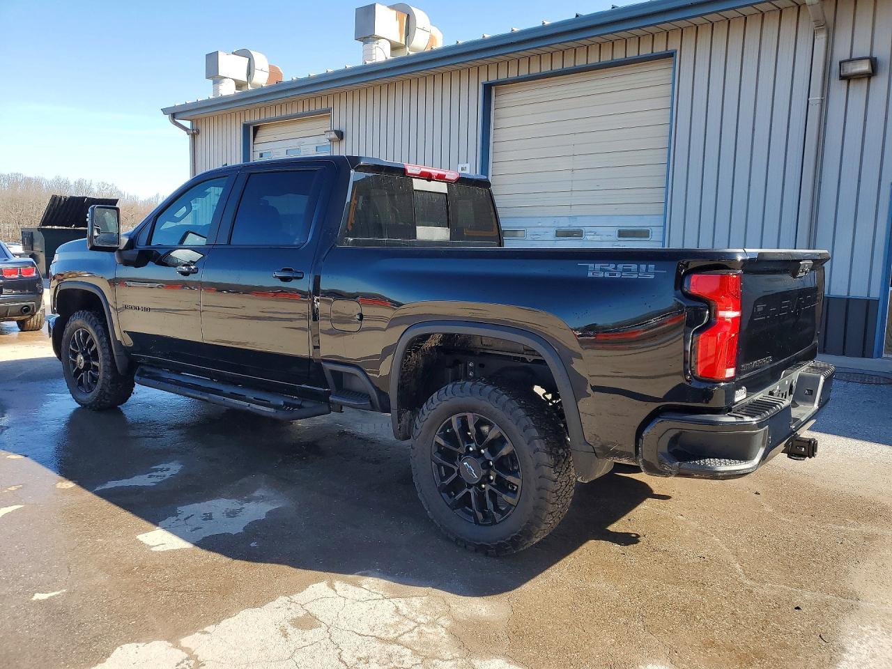 2025 Chevrolet Silverado K3500 Lt - Фото 2