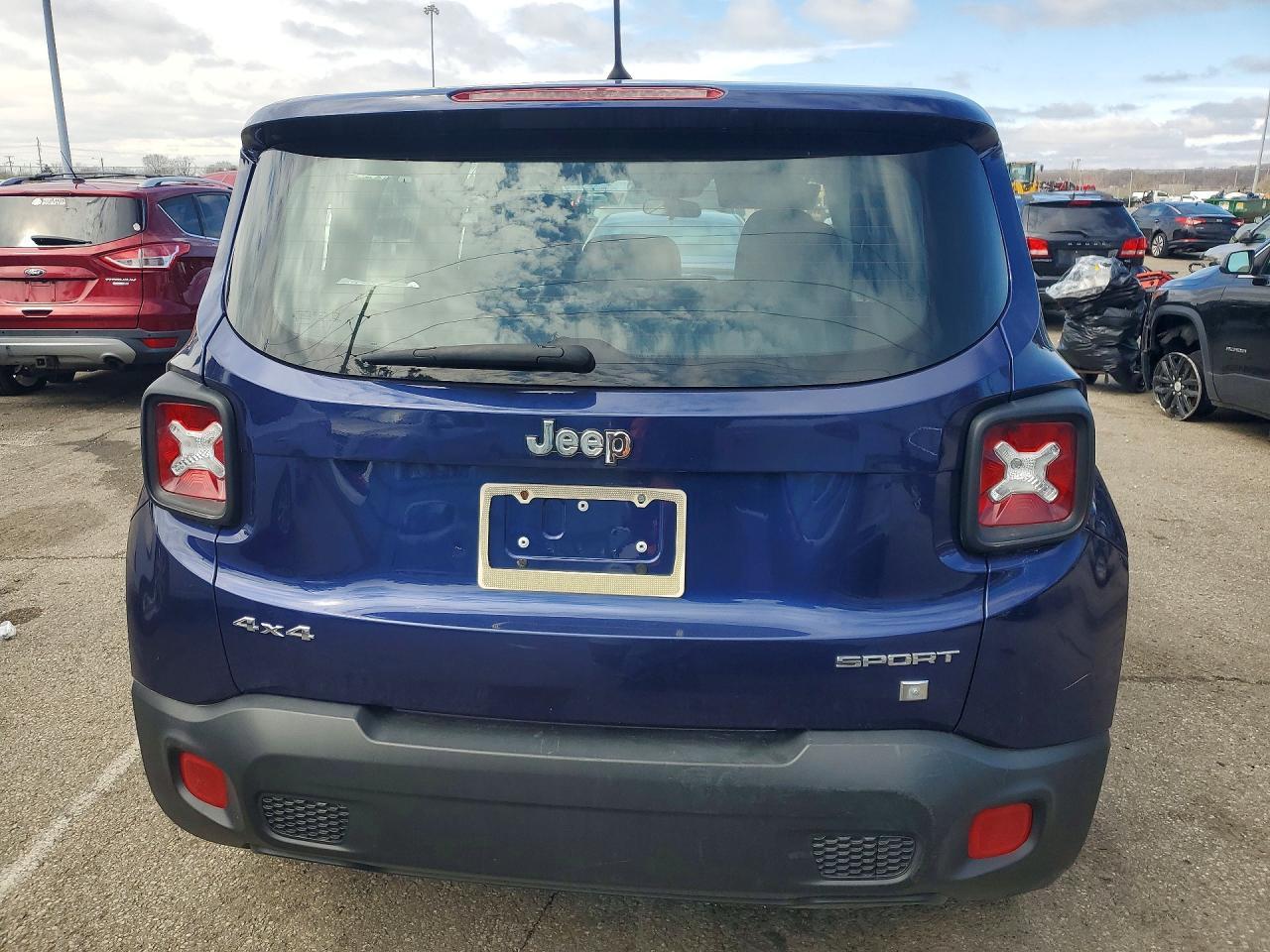 2017 Jeep Renegade Sport - Фото 6