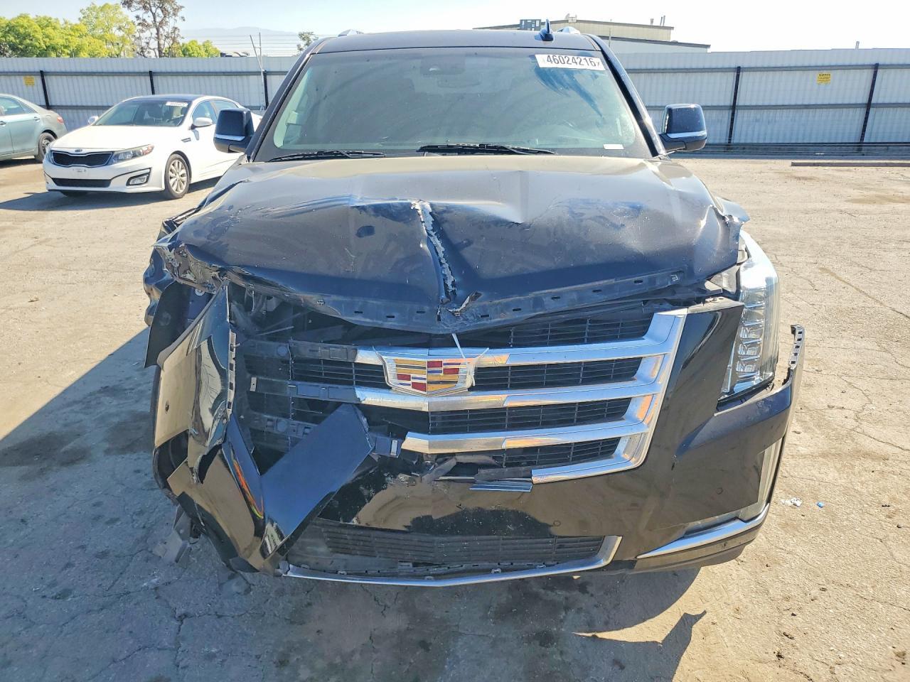 2019 Cadillac Escalade Luxury - Фото 5