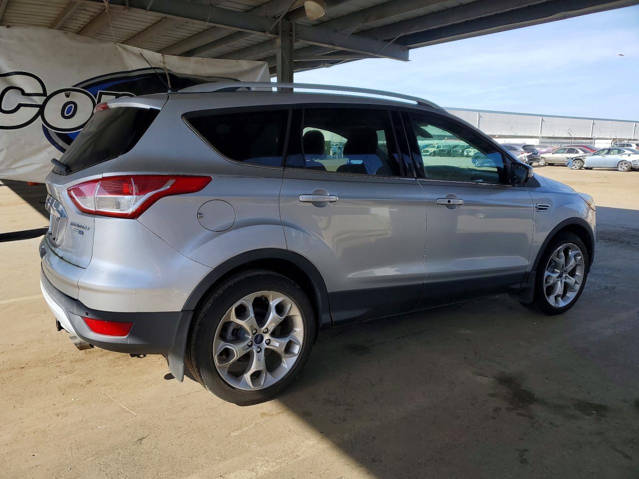 2014 Ford Escape Titanium - Image 3
