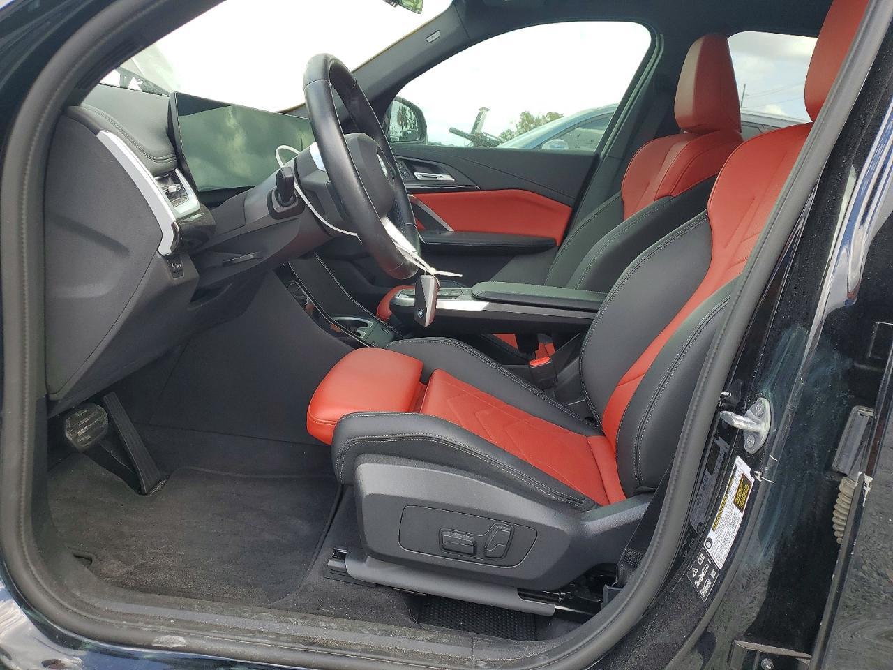2025 BMW X1 xDrive28I - Image 7