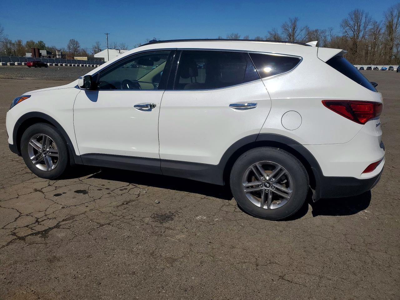 2017 Hyundai Santa Fe Sport 2.4L - Фото 2