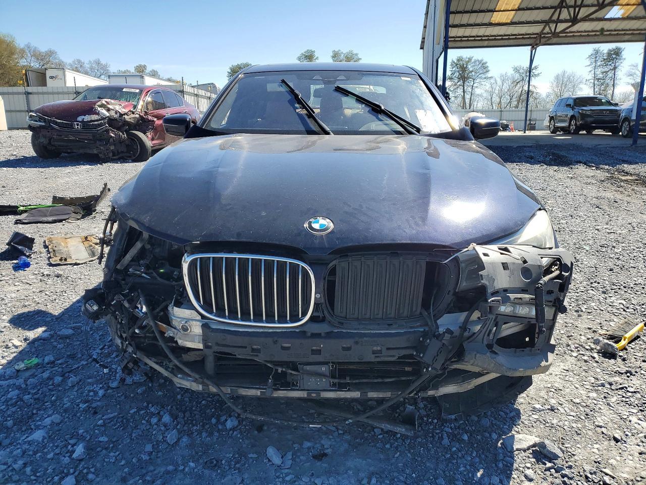2016 BMW 750 Xi - Image 5
