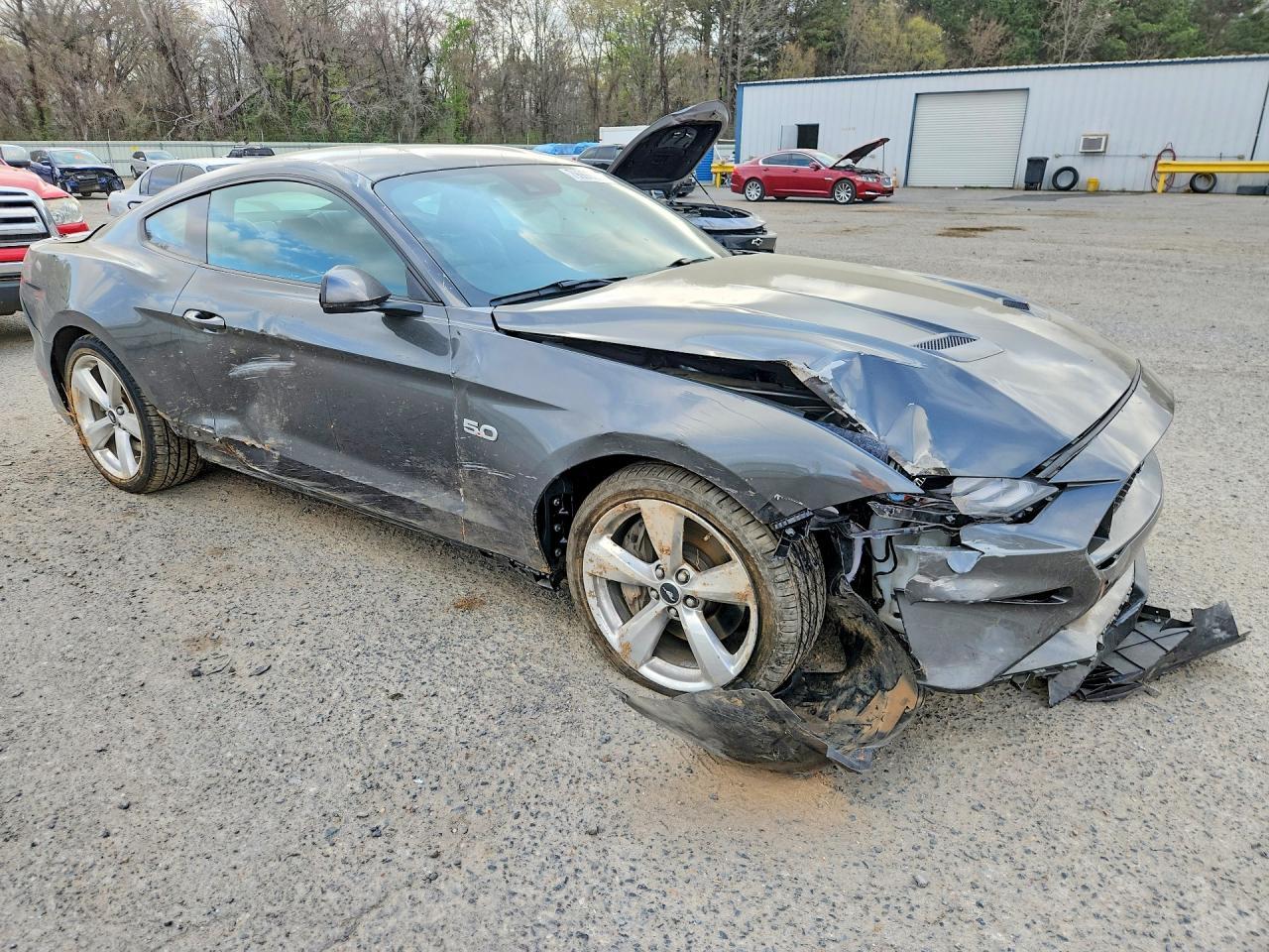 2019 Ford Mustang Gt - Image 4