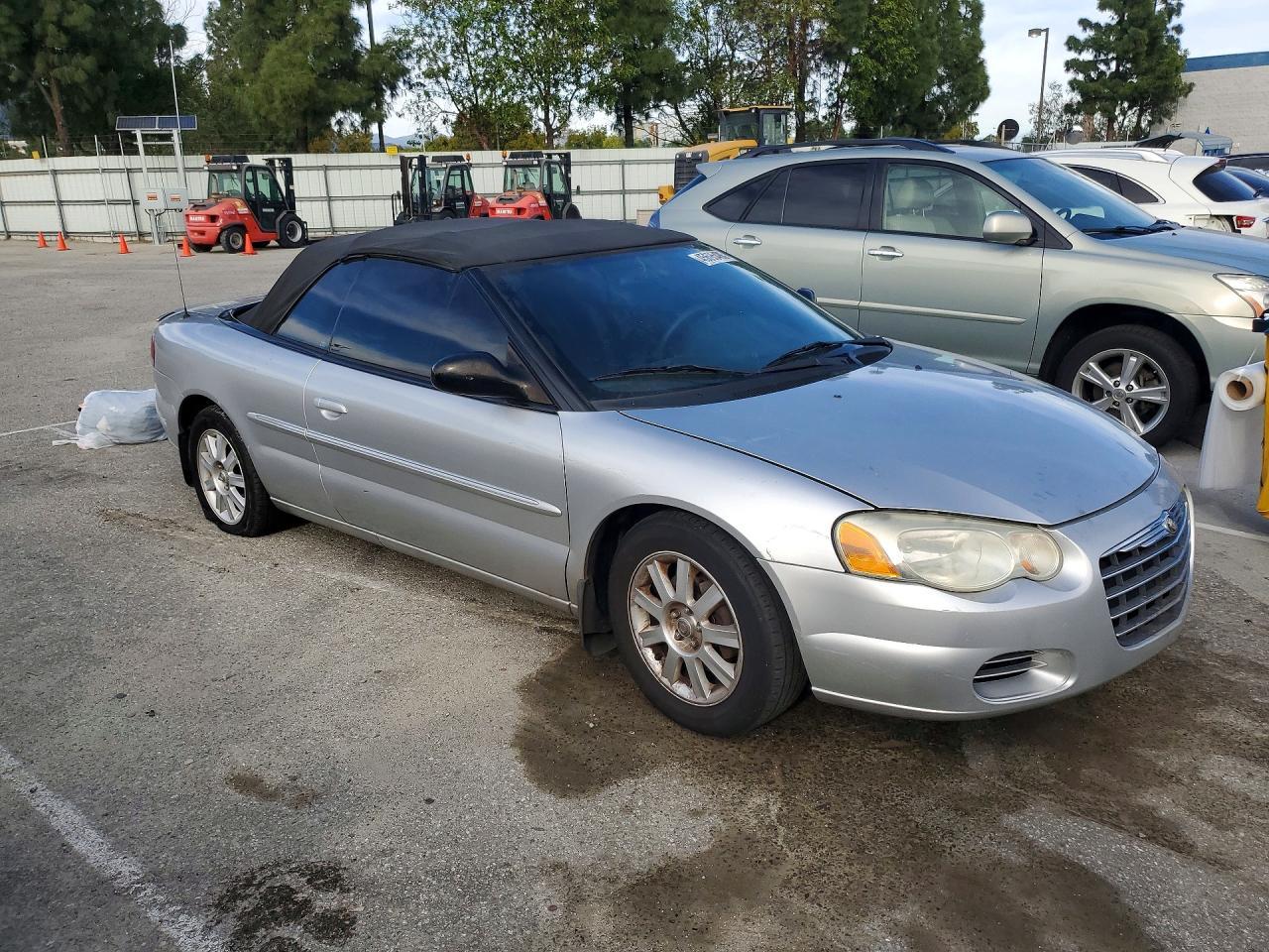 2004 Chrysler Sebring Gtc - Image 4