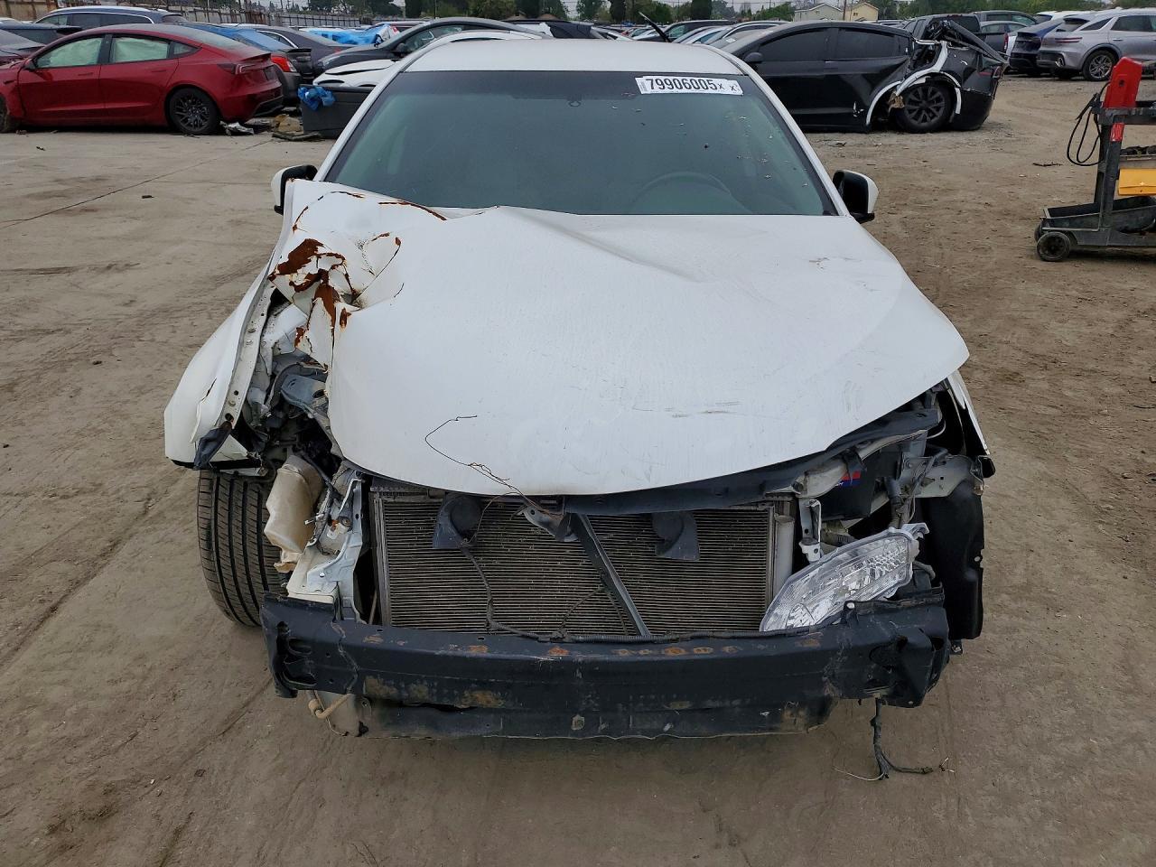 2017 Toyota Camry Se - Image 5