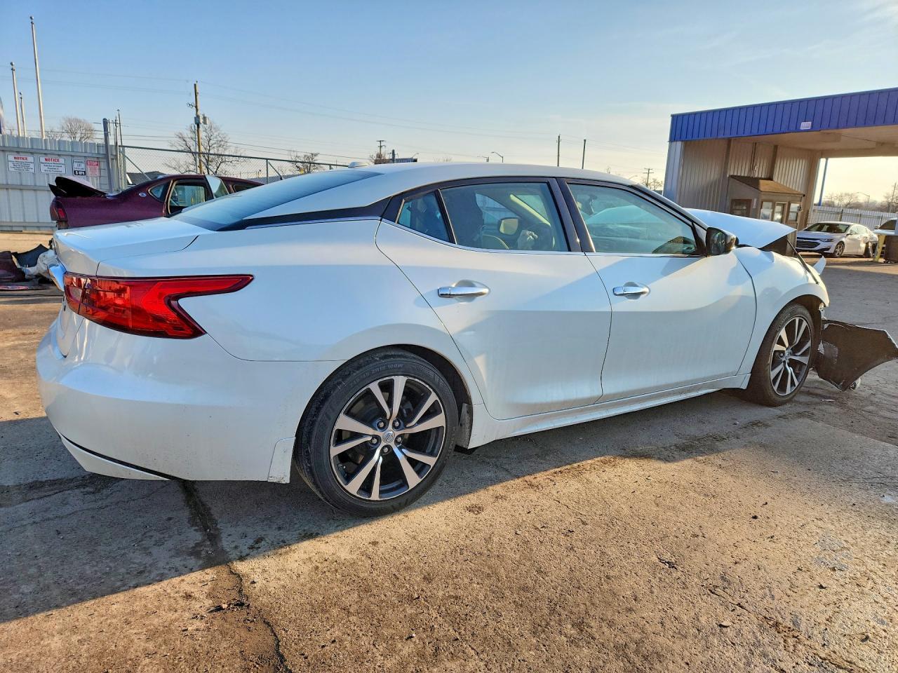 2017 Nissan Maxima 3.5 S - Фото 3