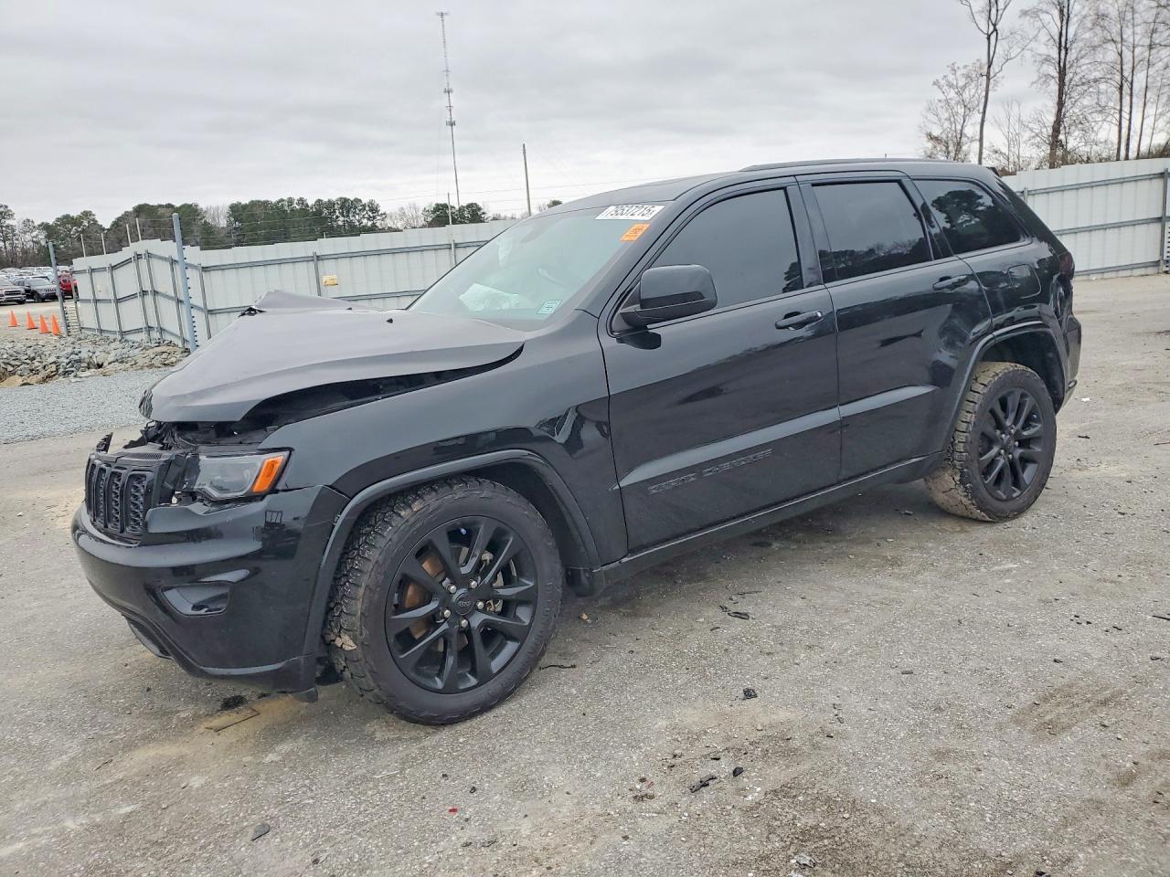 2020 Jeep Grand Cherokee Laredo