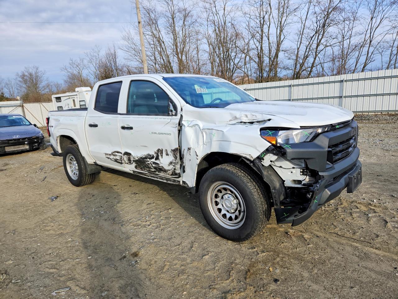 2023 Chevrolet Colorado - Фото 4