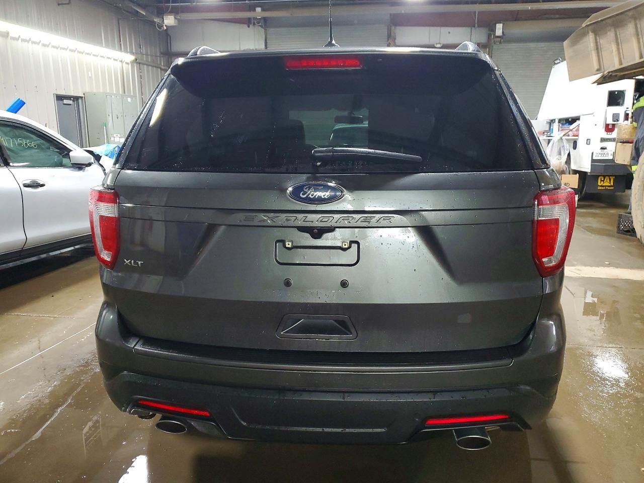 2018 Ford Explorer Xlt - Image 6