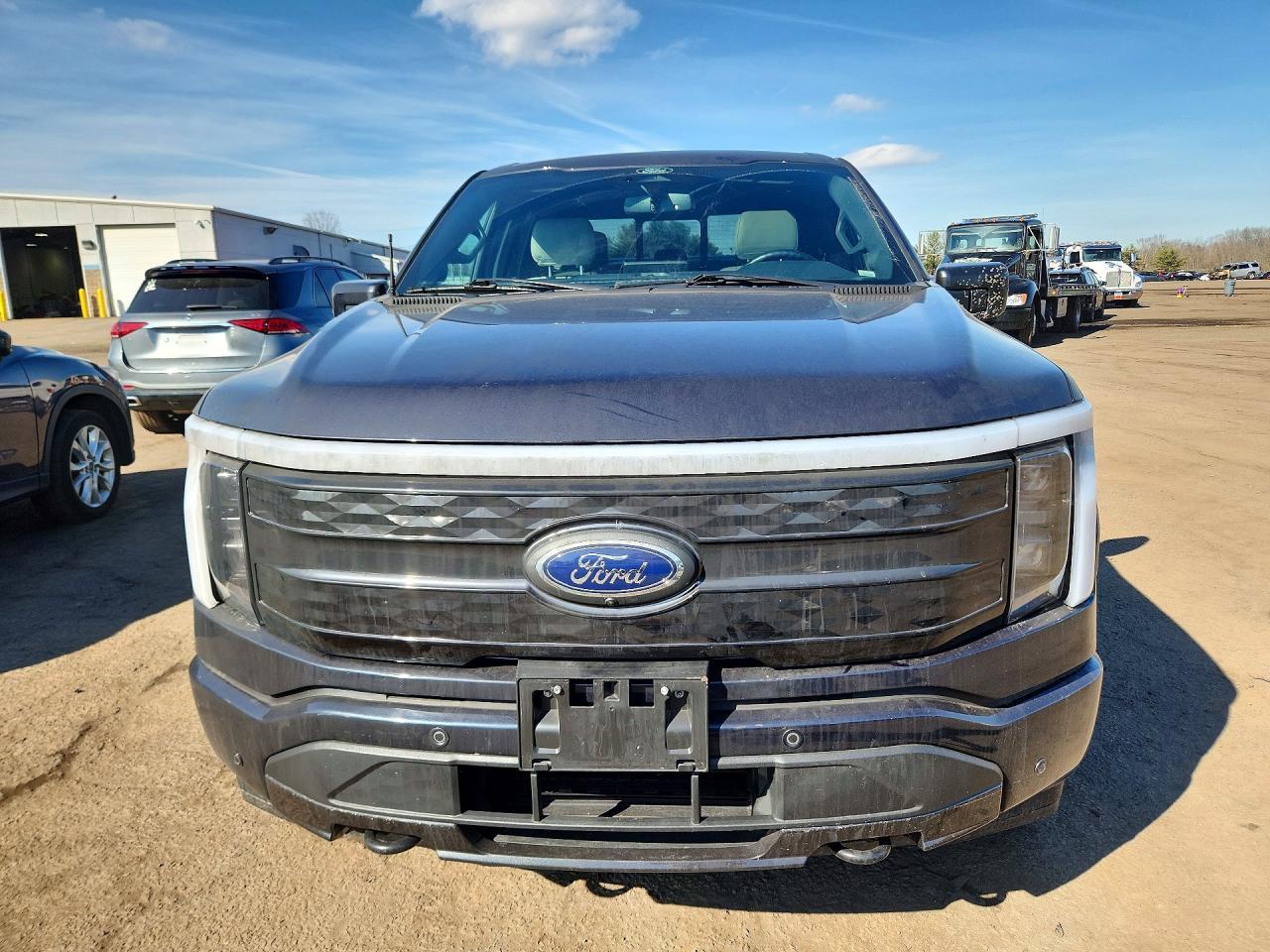 2022 Ford F150 Lightning Pro - Фото 5