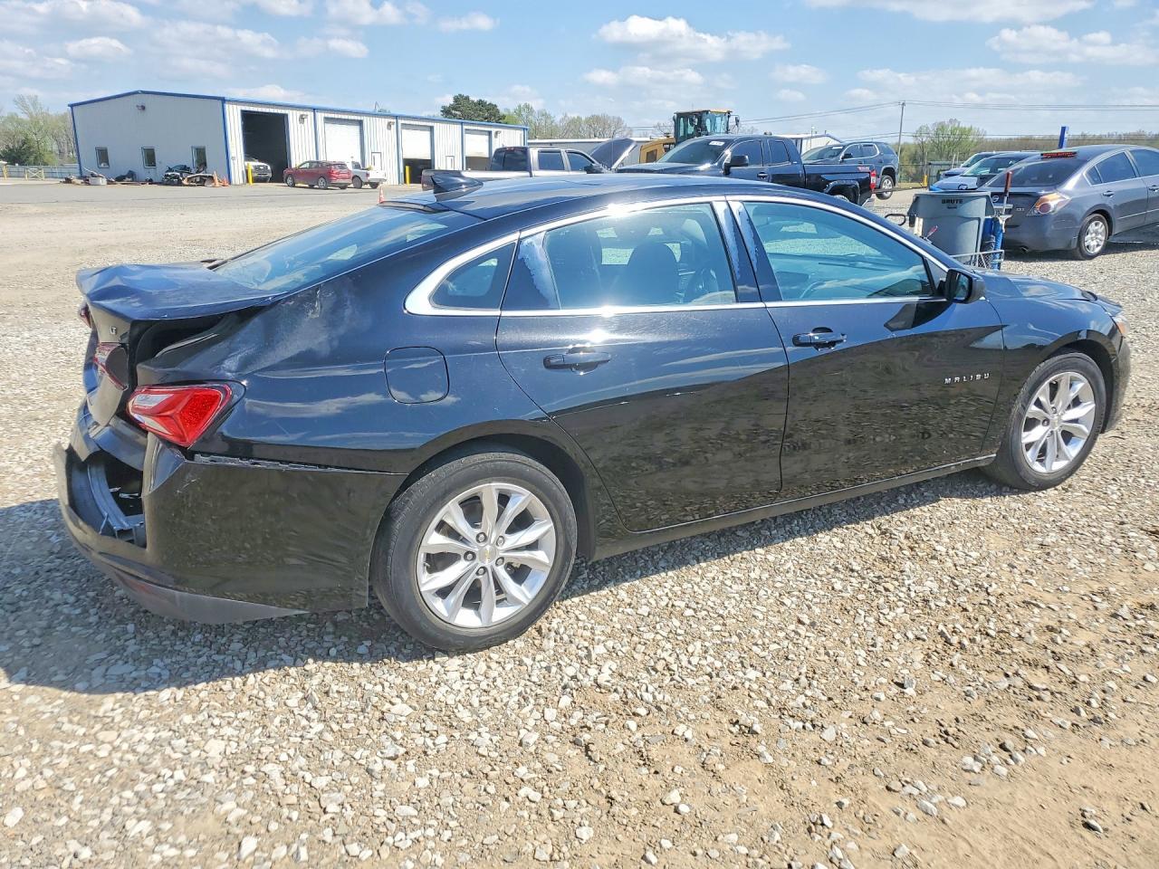 2021 Chevrolet Malibu Lt - Image 3