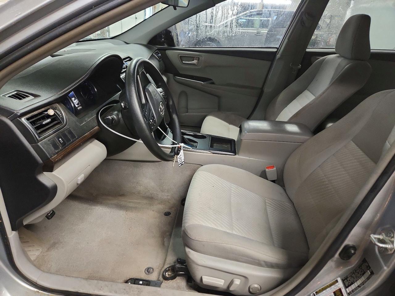 2016 Toyota Camry Le - Image 7
