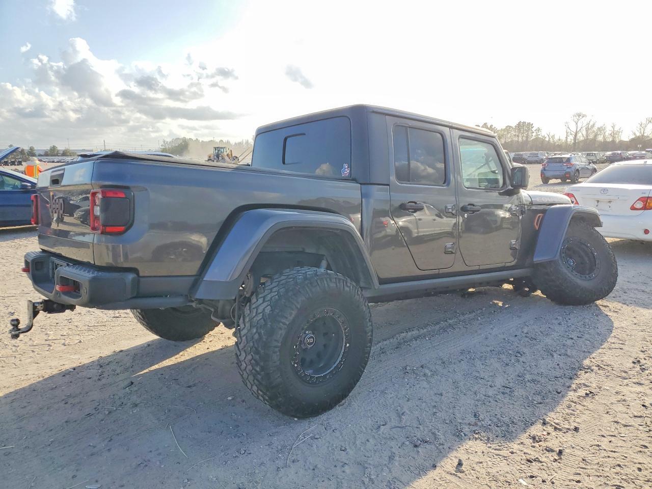 2020 Jeep Gladiator Rubicon - Фото 3