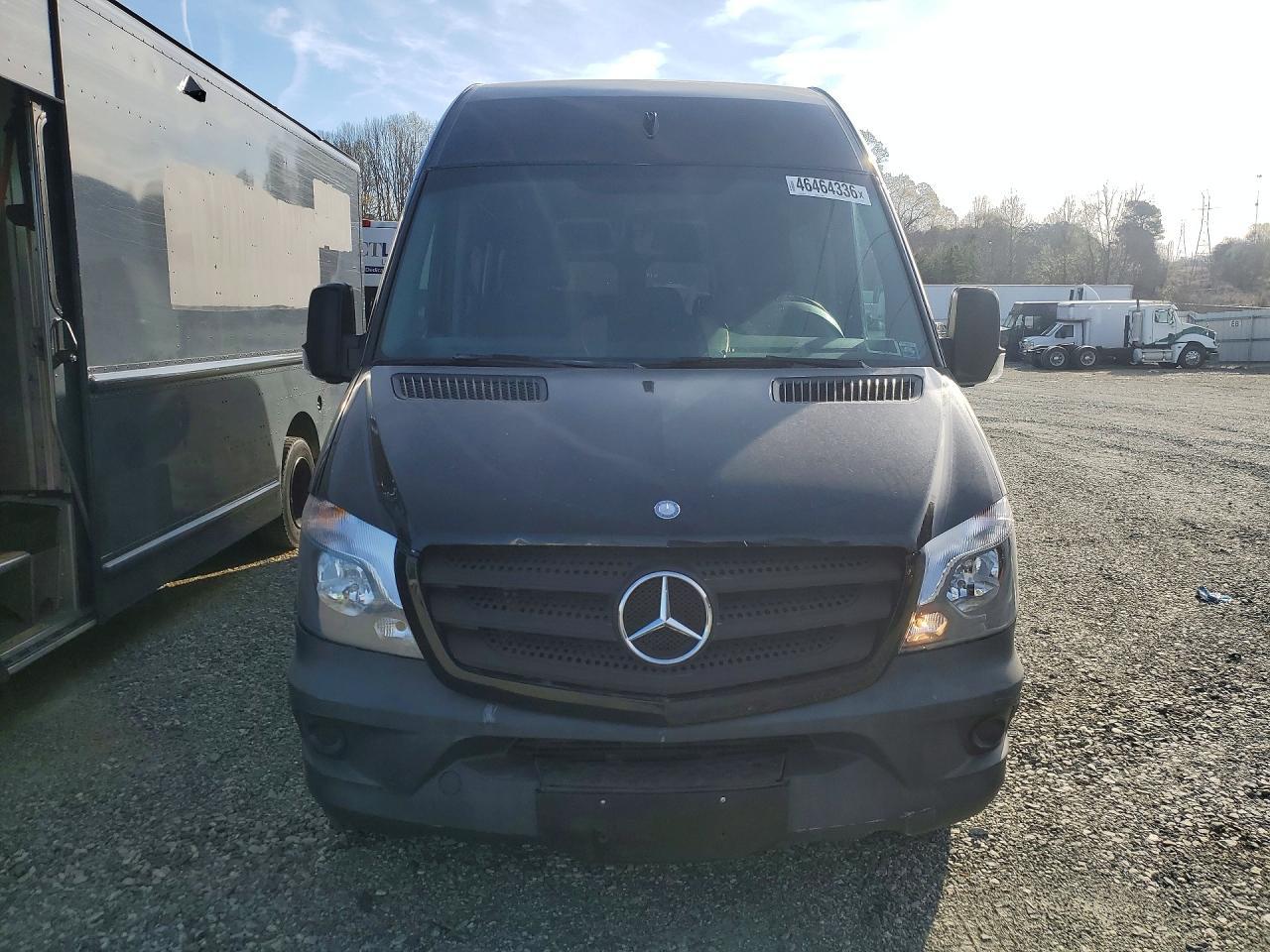 2015 Mercedes-Benz Sprinter 2500 - Image 5