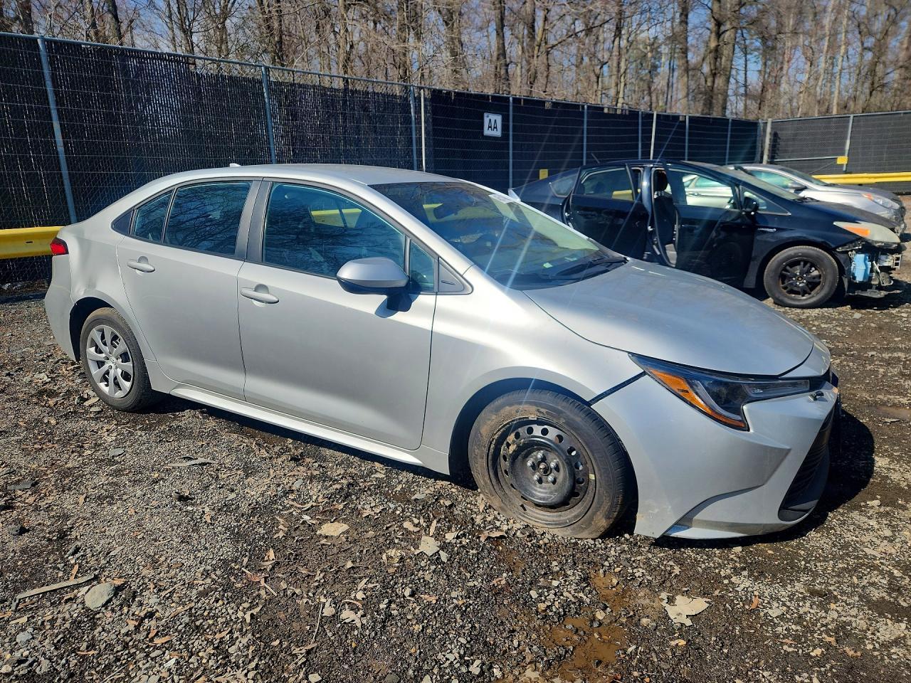 2025 Toyota Corolla Le - Image 4