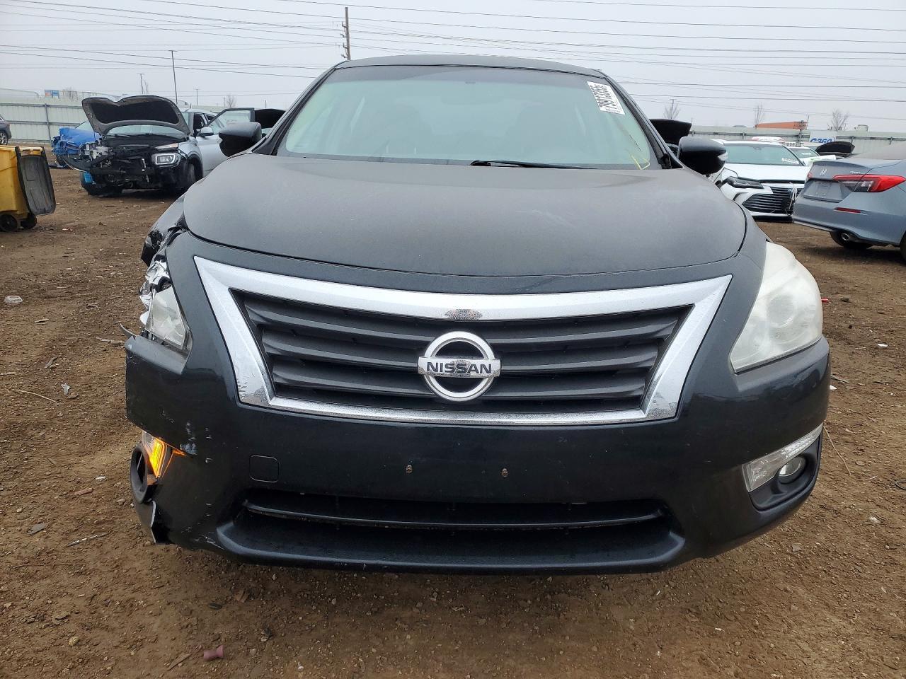 2013 Nissan Altima 3.5 S - Image 5