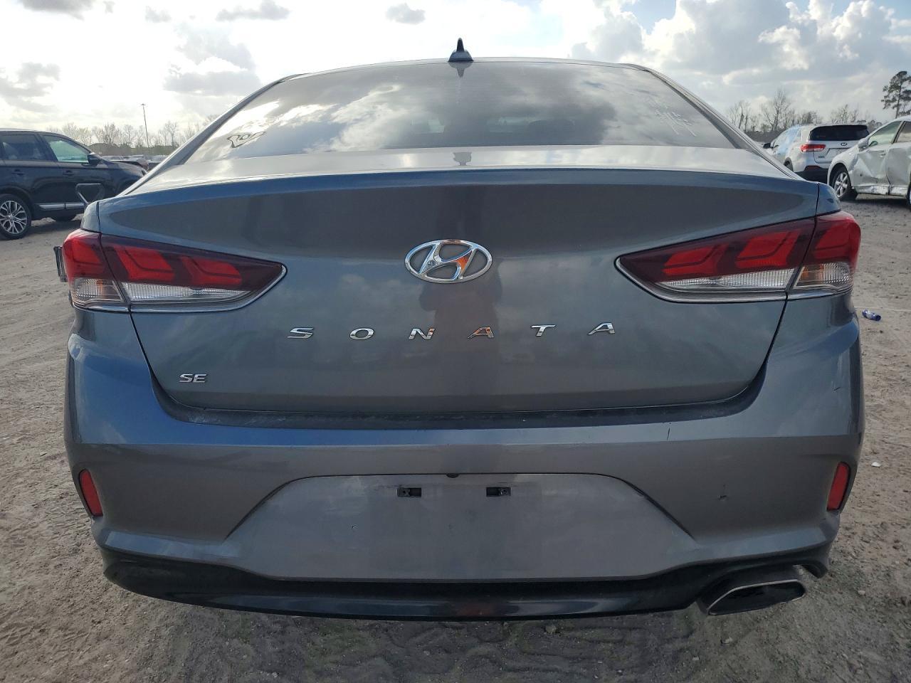 2019 Hyundai Sonata - Image 6