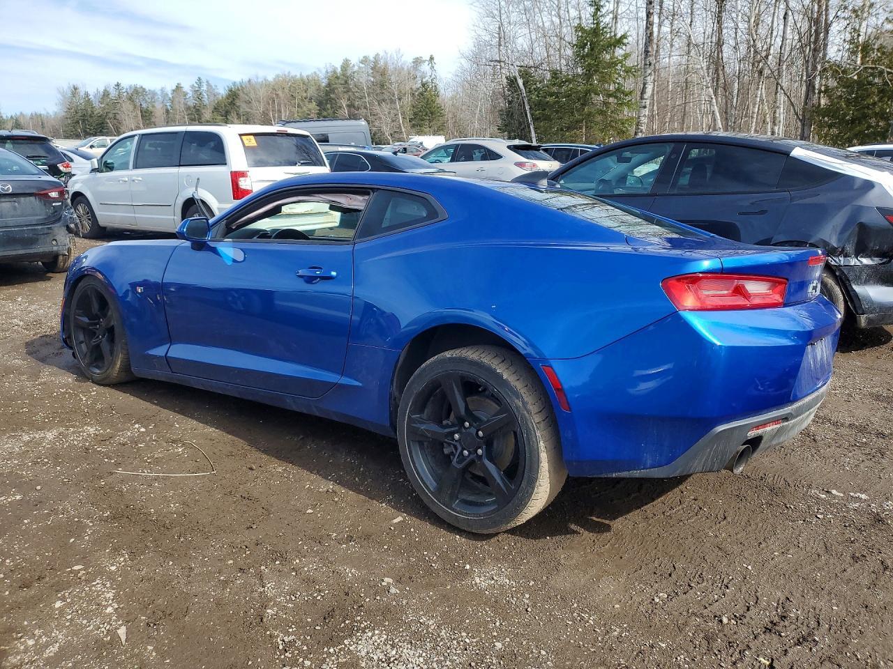 2018 Chevrolet Camaro Lt - Image 2