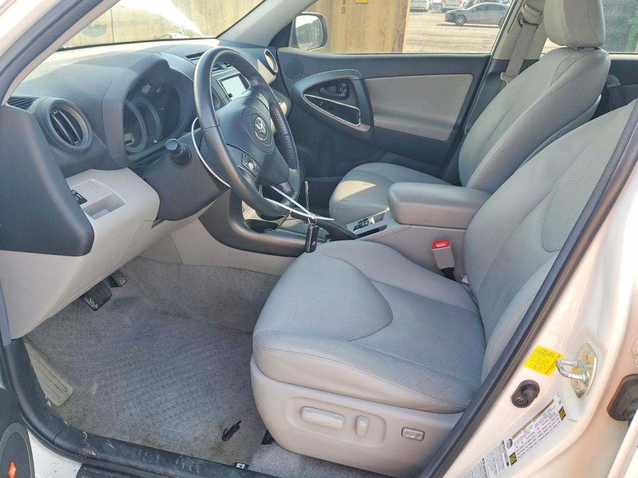 2011 Toyota Rav4 Limited - Фото 7