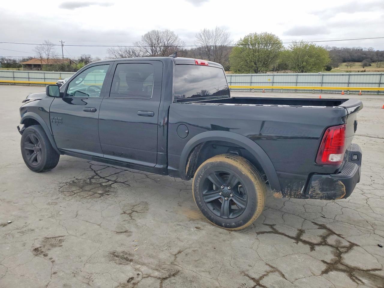 2022 Ram 1500 Classic Slt - Фото 2