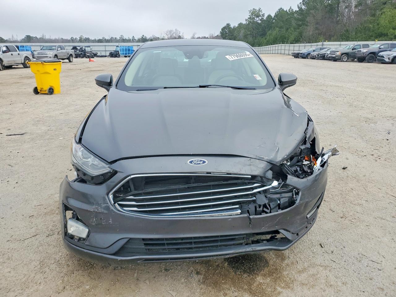 2020 Ford Fusion Se - Фото 5
