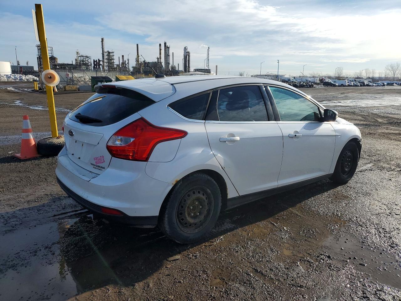 2012 Ford Focus Titanium - Фото 3