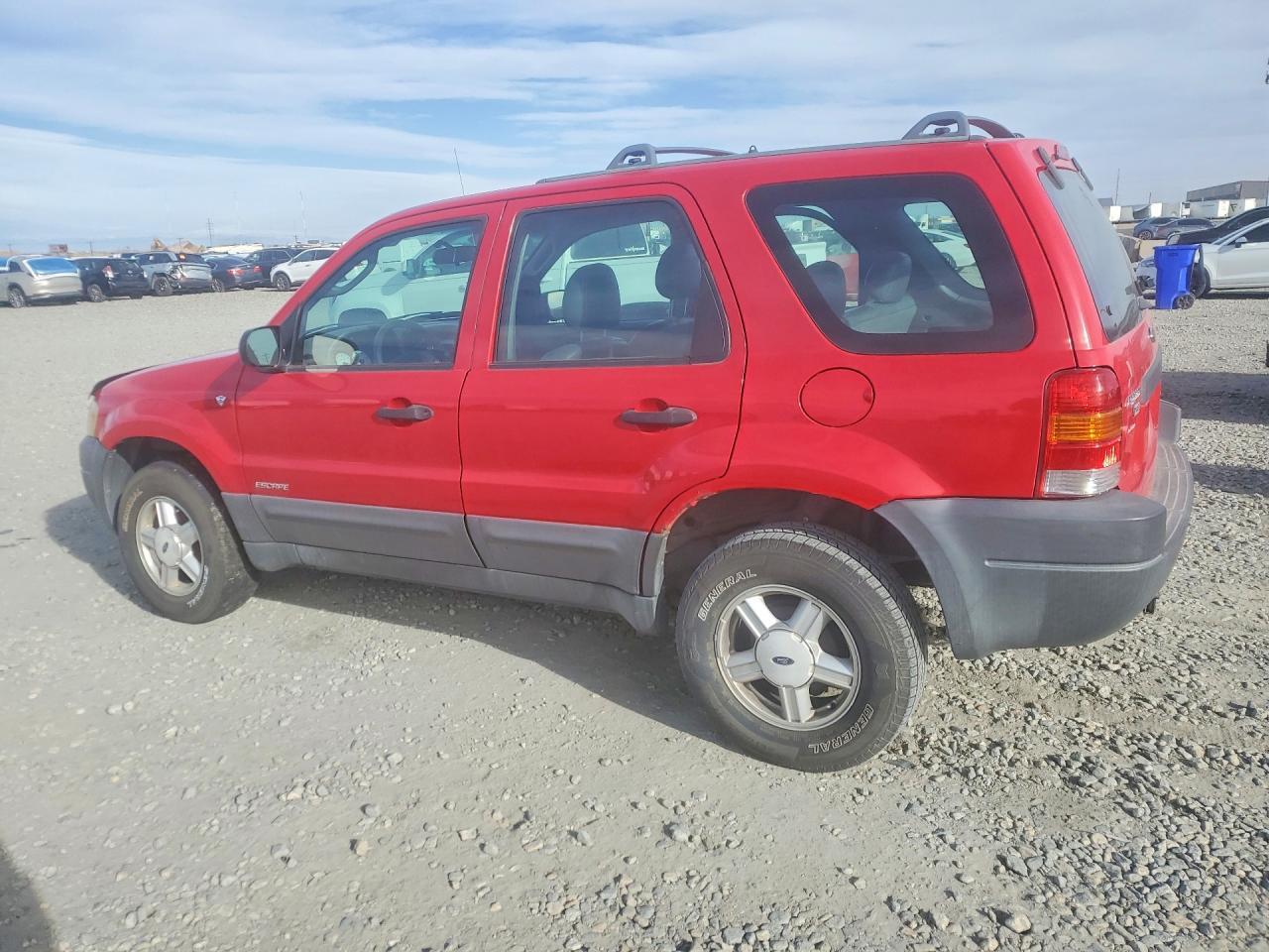 2002 Ford Escape Xls - Image 2