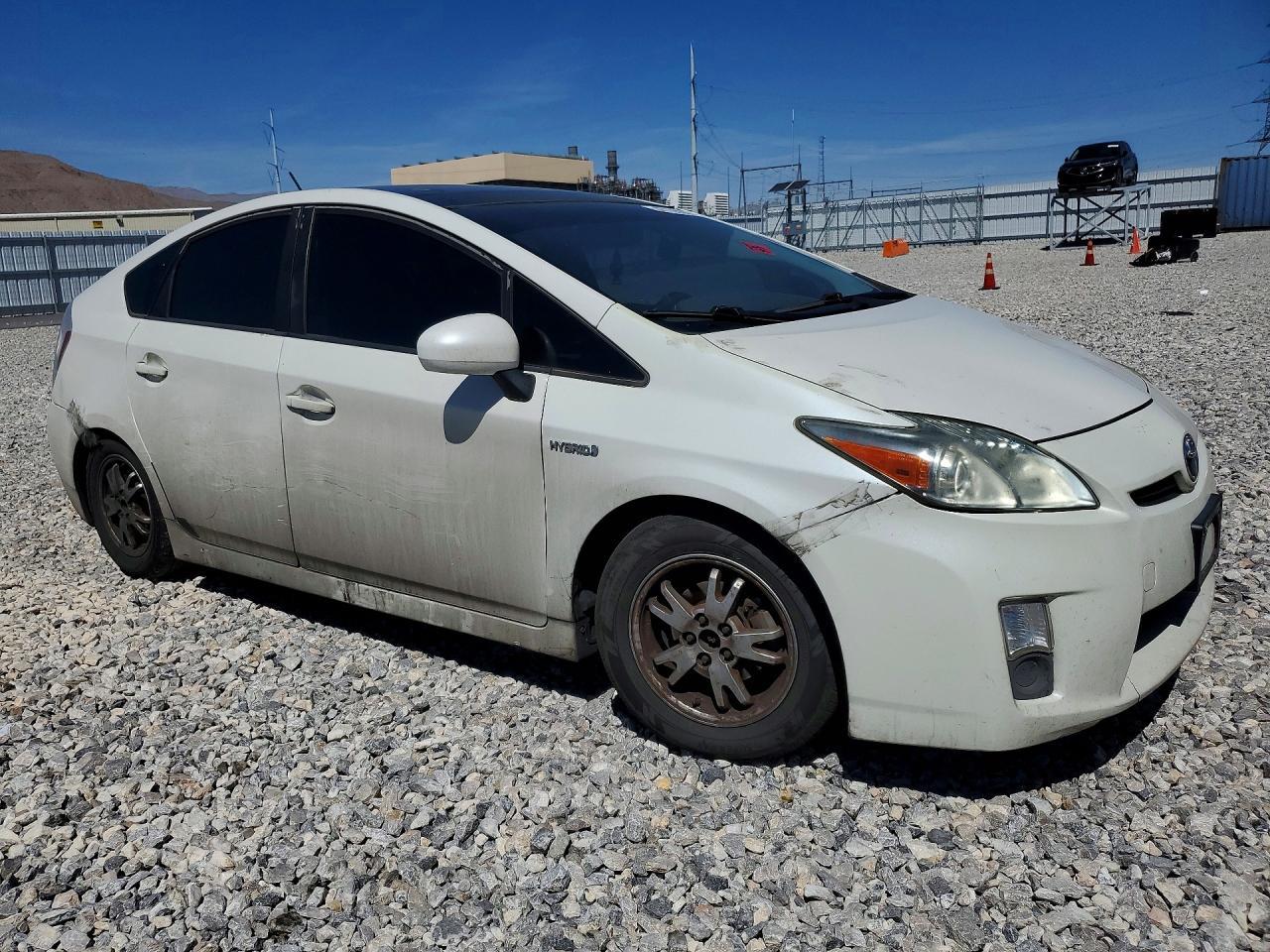 2010 Toyota Prius Iv - Фото 4