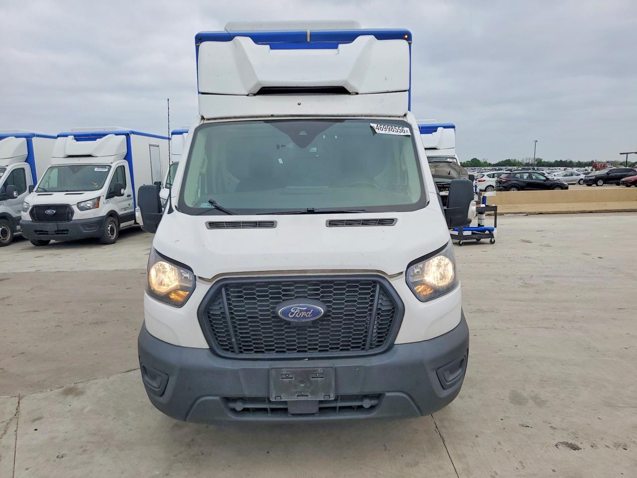 2022 Ford Transit Delivery Truck - Фото 5
