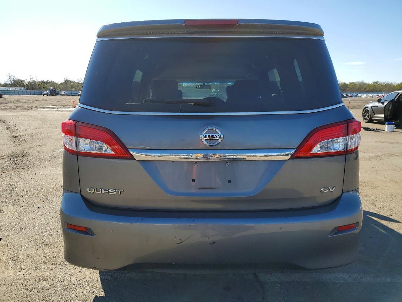 2016 Nissan Quest 3.5 Sv - Image 6