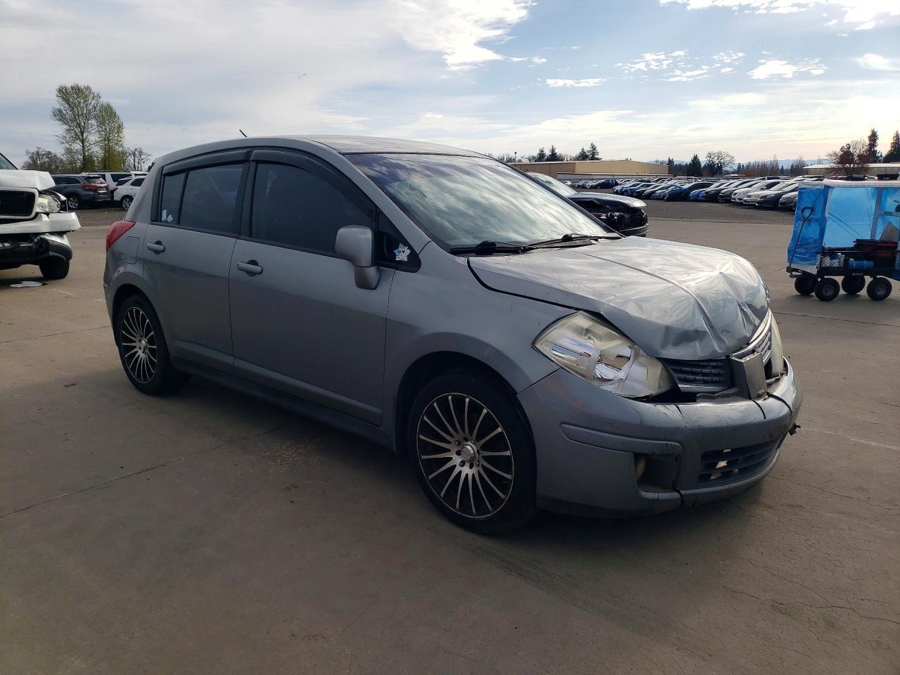2007 Nissan Versa 1.8 S - Image 4