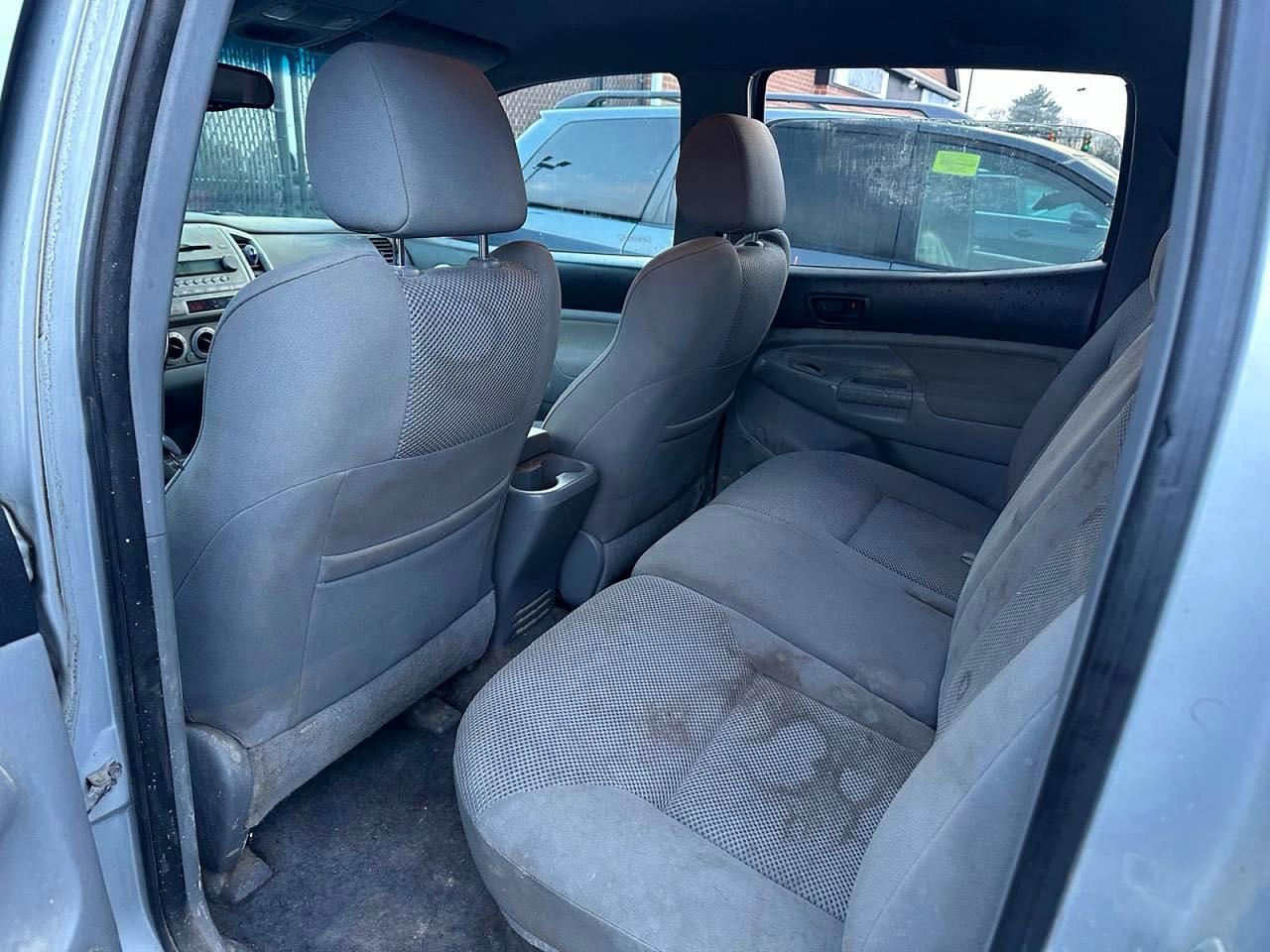 2006 Toyota Tacoma V6 - Image 6
