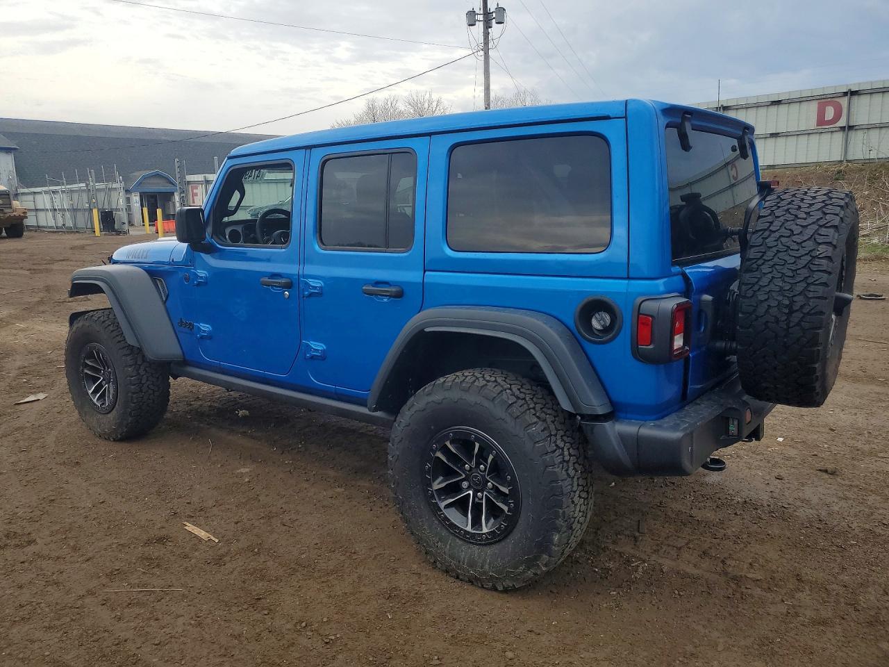 2025 Jeep Wrangler Sport - Фото 2