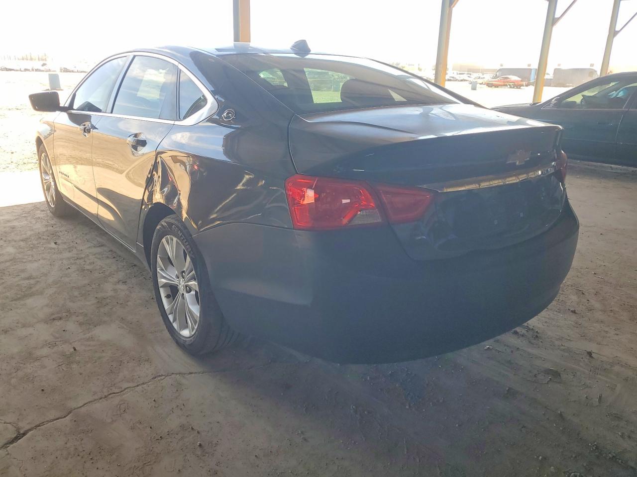 2014 Chevrolet Impala Lt - Image 2