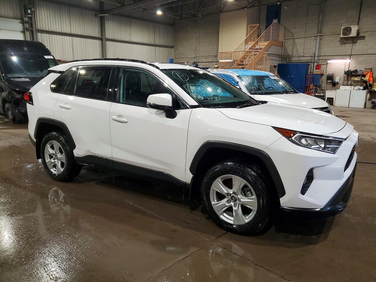 2020 Toyota Rav4 Xle - Фото 4