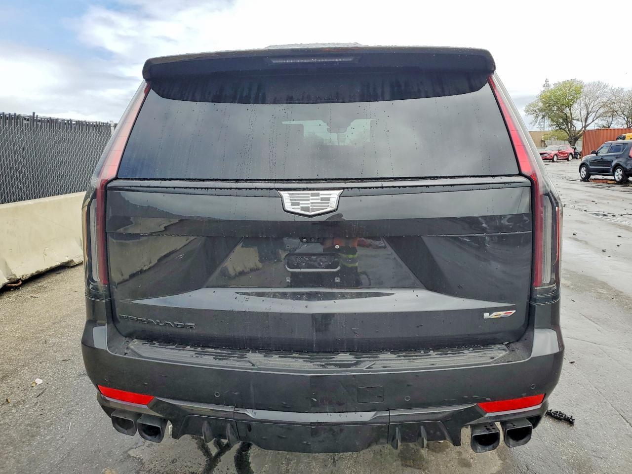 2024 Cadillac Escalade V Esv - Image 6